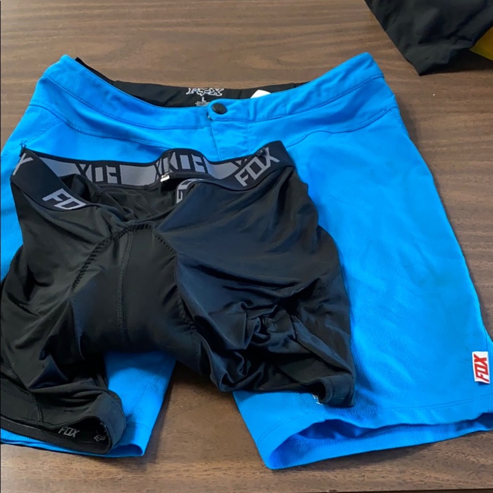 Women’s Fox mountain Bike shorts with liner